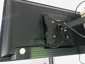 Ultra 32 Inch TV