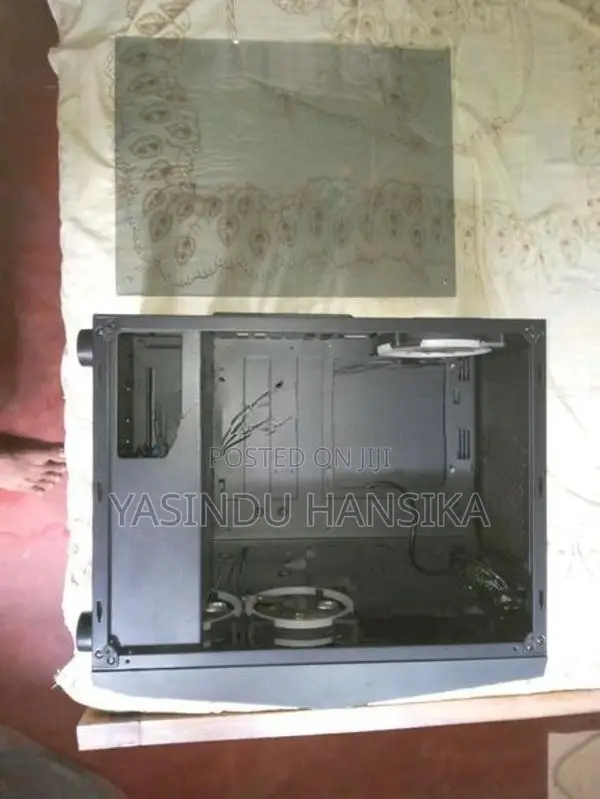 Gaming Casing With 3 Rgb Fans
