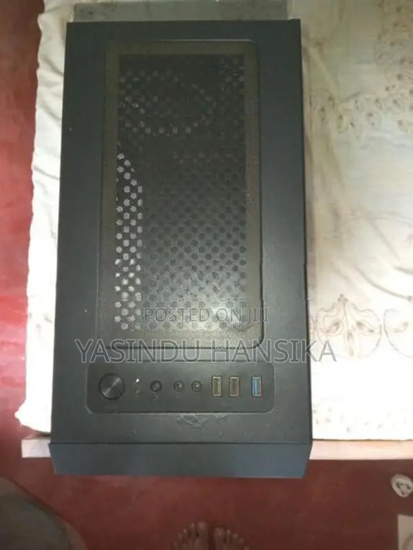 Gaming Casing With 3 Rgb Fans