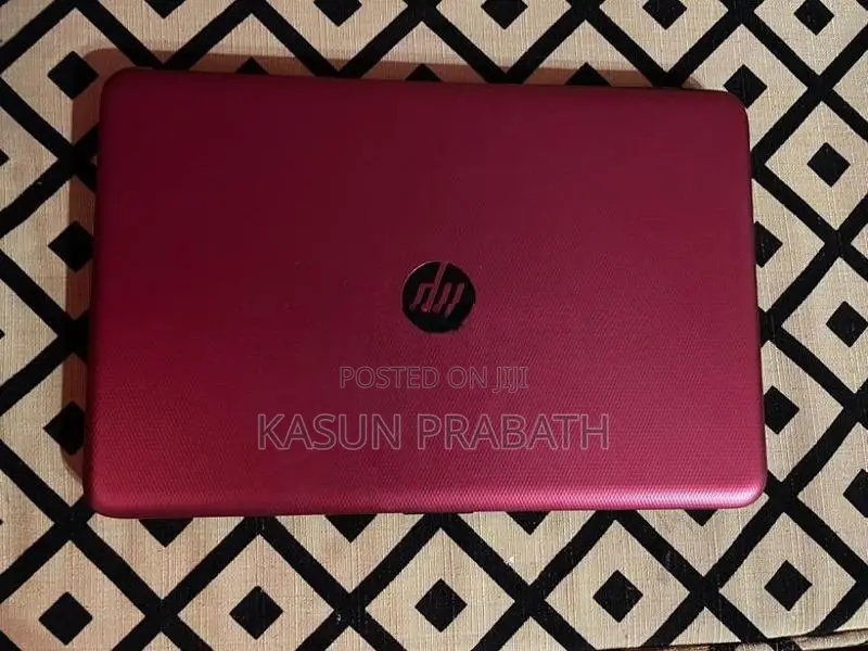 HP 15 Notebook PC (Model: 15-ac136ur)