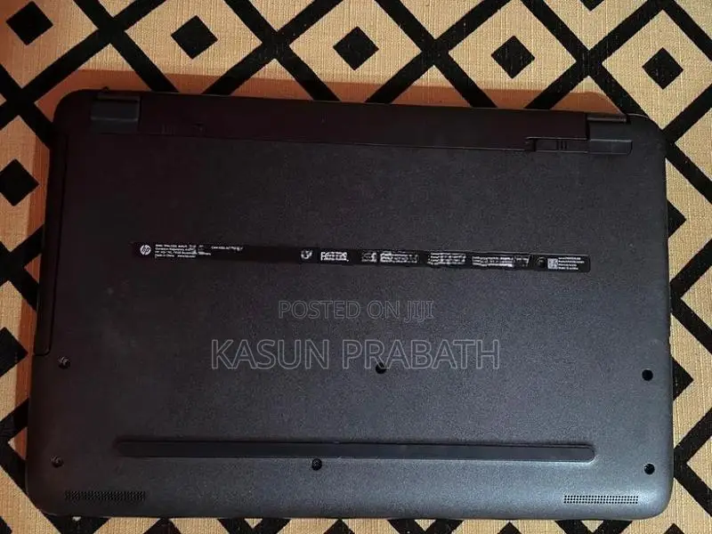 HP 15 Notebook PC (Model: 15-ac136ur)