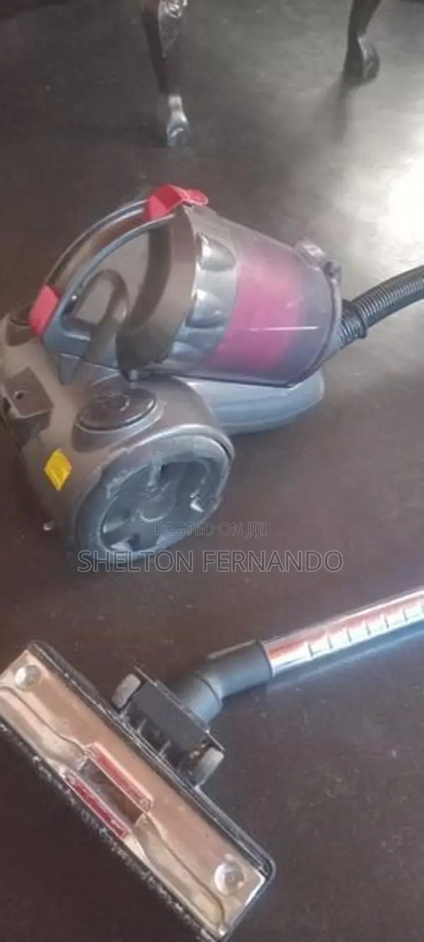 Vacuum Cleaner