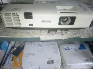 Multimedia Projector EPSON EB501KG lumens 3800
