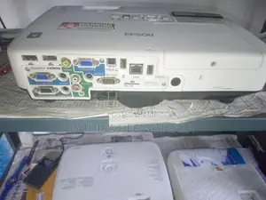 Multimedia Projector EPSON EB501KG lumens 3800