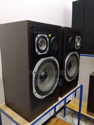 Trio Speaker