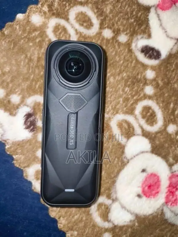 Insta 360 x5