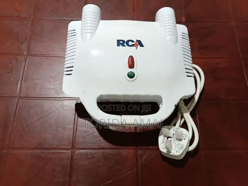 RCA 750W Sandwich Maker