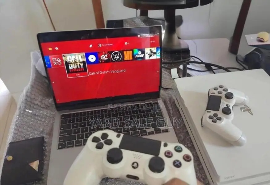 Sony PS4 Pro (gold.hen Jailbroken)