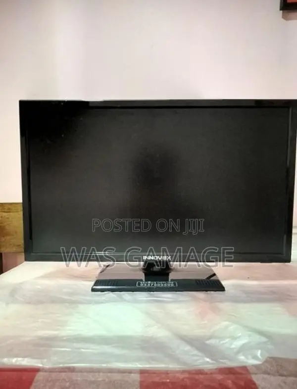 Innovex 19" TV – With Remote