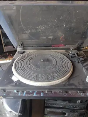 JVC Turn Table