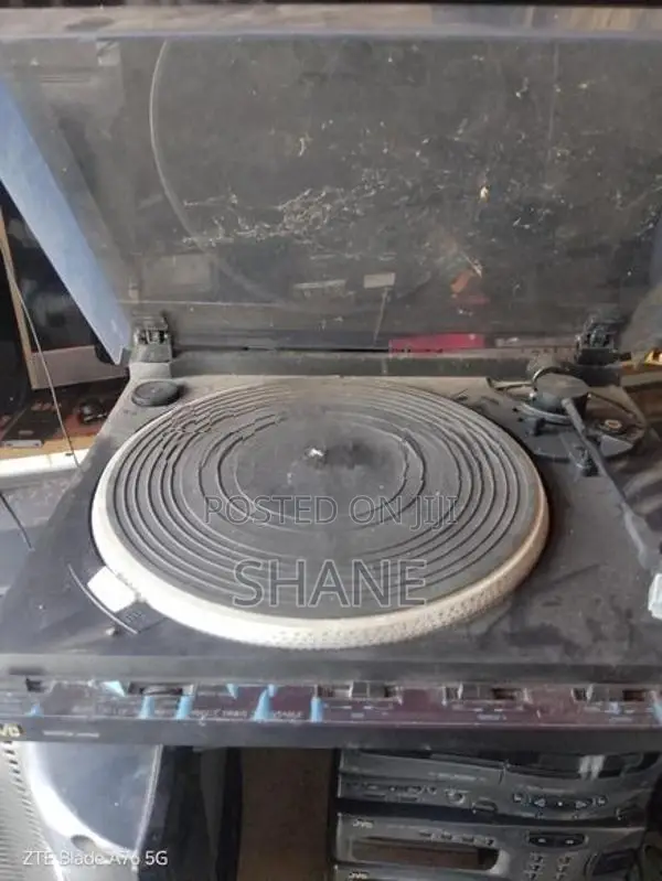 JVC Turn Table