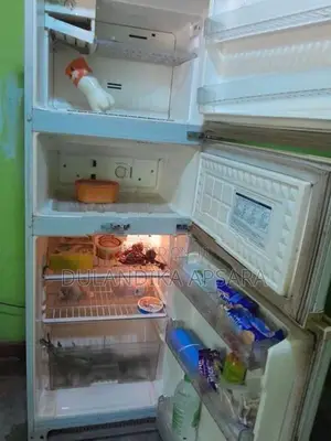 LG Refrigerator-Freezer Model No.GR313SVF