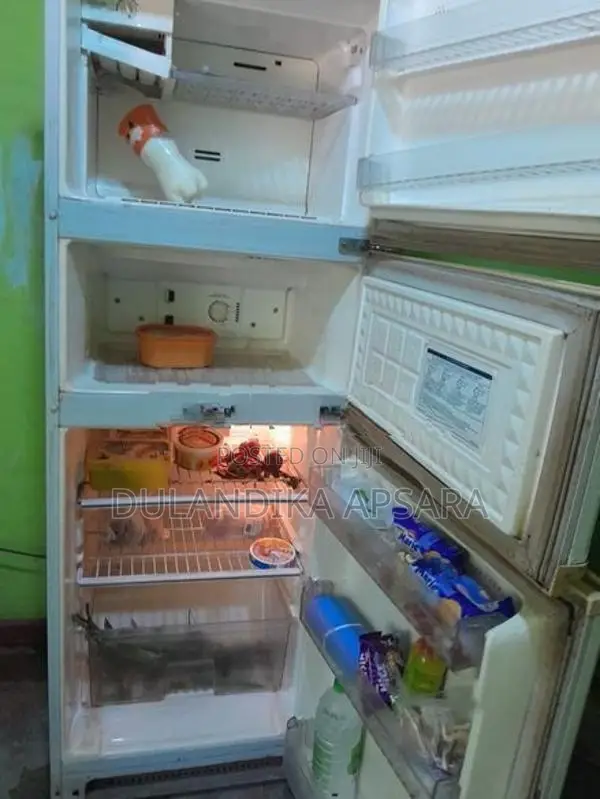 LG Refrigerator-Freezer Model No.GR313SVF