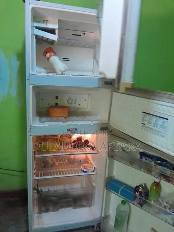 LG Refrigerator-Freezer Model No.GR313SVF