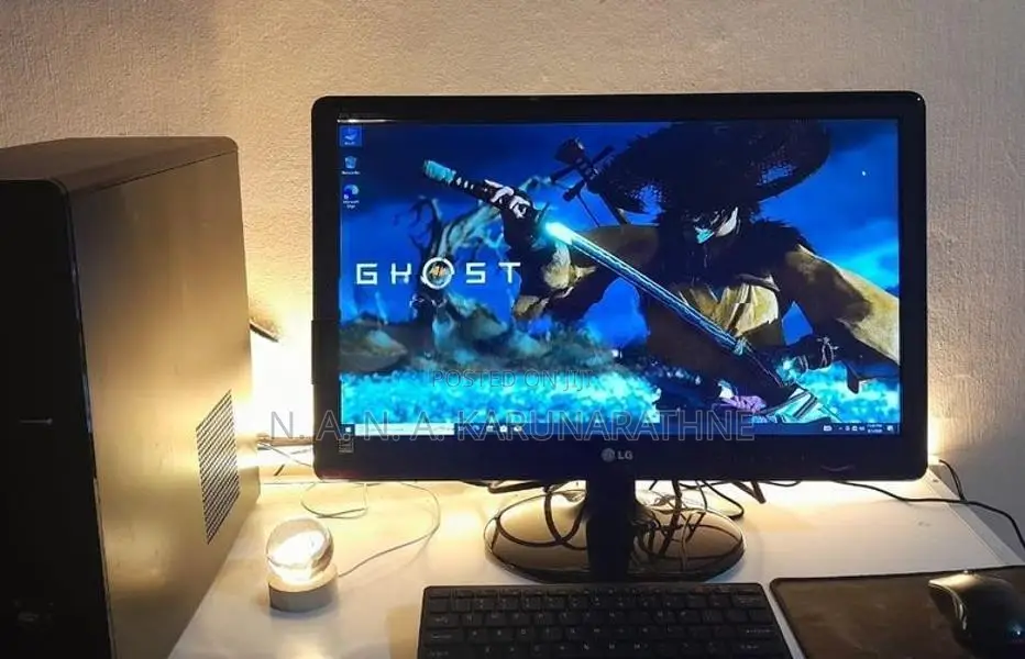 Dell Intel i5 - 5th Generation PC