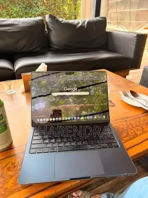 Used MacBook Air M2 (13 Inch) 84% Battery
