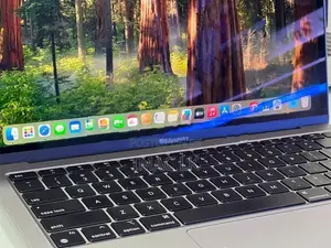 Apple MacBook Air M1 Chip 8GB RAM 256GB SSD