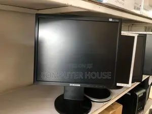 Samsung 17” Monitor
