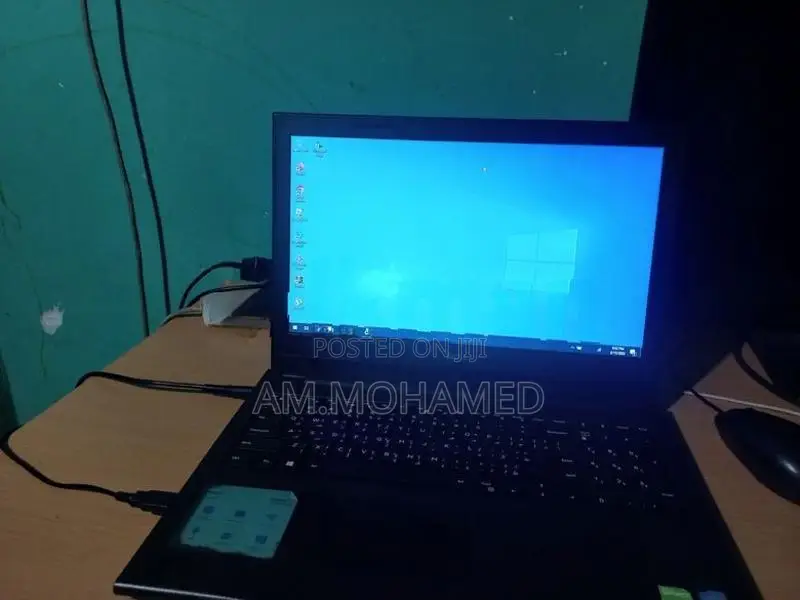 Dell Inspiron 15 8GB RAM 240SSD