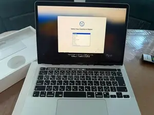 Apple MacBook Pro 13 Inch M1