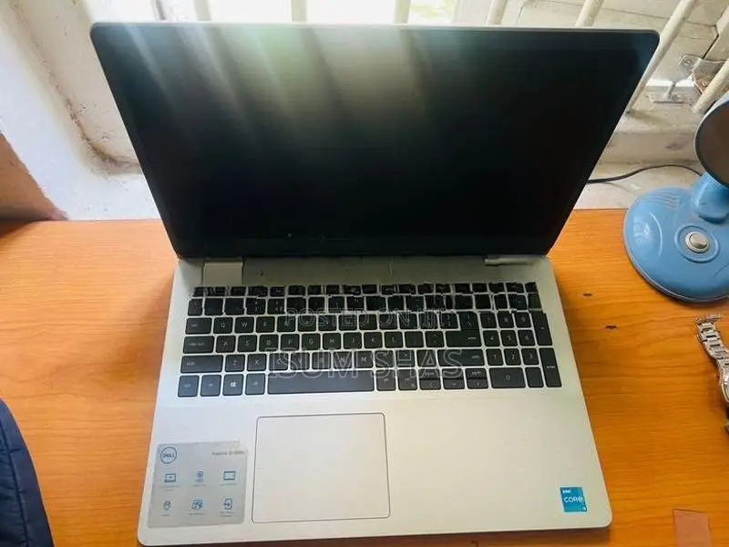 Dell Intel i3 11th Gen