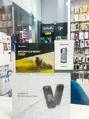 insta360 x5 essential bundle pack
