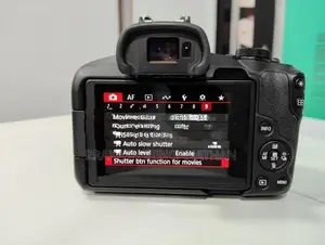 Canon EOS R50