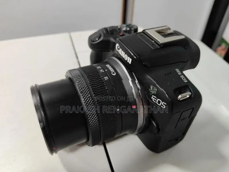 Canon EOS R50