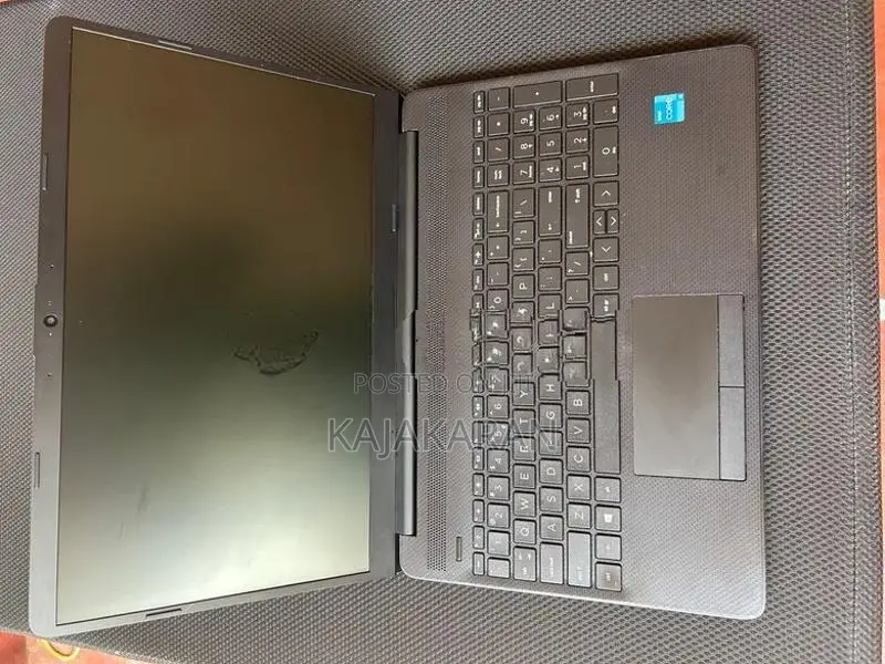 HP 15-dw3024nia i3 11gen Laptop