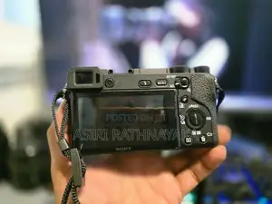 Sony a6500 Mirrorless Camera With 18-105mm F/4 G OSS Lens Kit
