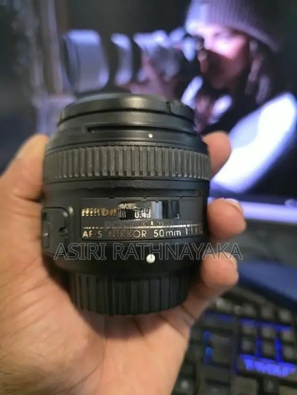 E: Nikon D7200 Dual-Lens Kit (18-105mm VR + 50mm F/1.8G Prime)