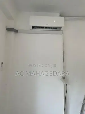 12000BTU Chiq Smart Inverter Brand New Air Conditioner R32 Gas