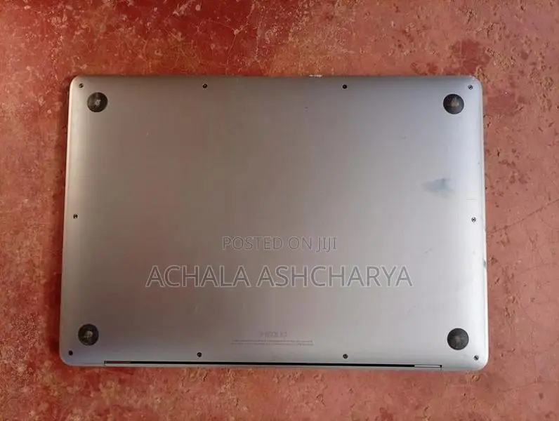 MacBook Air M1 (2020)