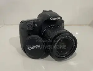 Canon 60D DSLR Camera