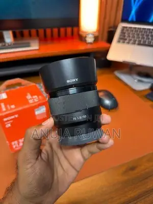 Sony FE 50mm F/1.8 Lens