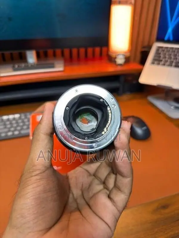 Sony FE 50mm F/1.8 Lens