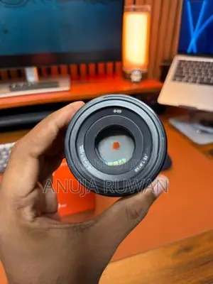 Sony FE 50mm F/1.8 Lens