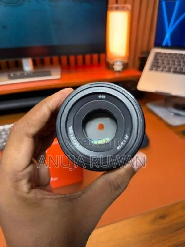 Sony FE 50mm F/1.8 Lens