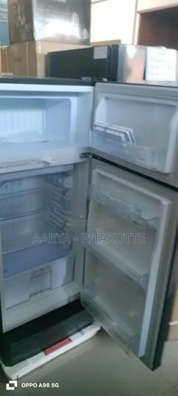 INNOVEX Refrigerator DDR 195 ( 180L Capacity)