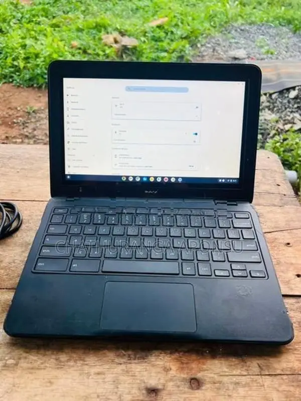 Dell Chorme Book Laptop