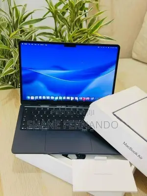 Apple MacBook Air M5 Midnight 16GB/512GB