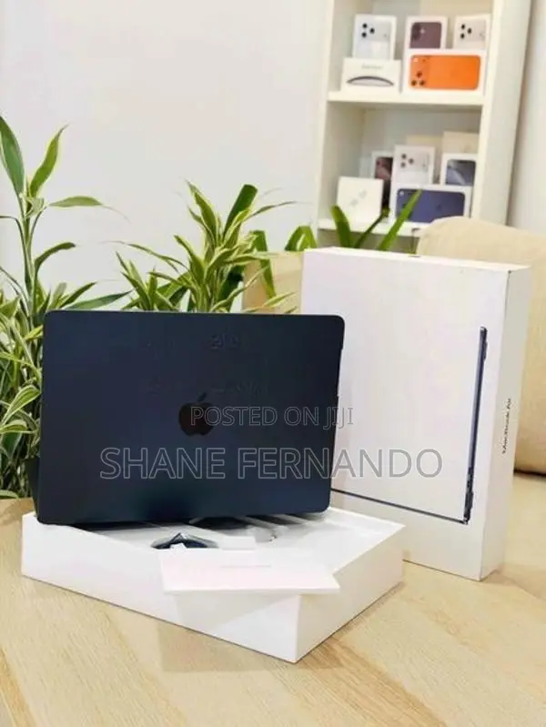 Apple MacBook Air M5 Midnight 16GB/512GB