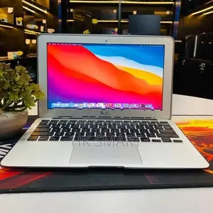 Apple MacBook Air 11inch i5 4GB Ram 128SSD