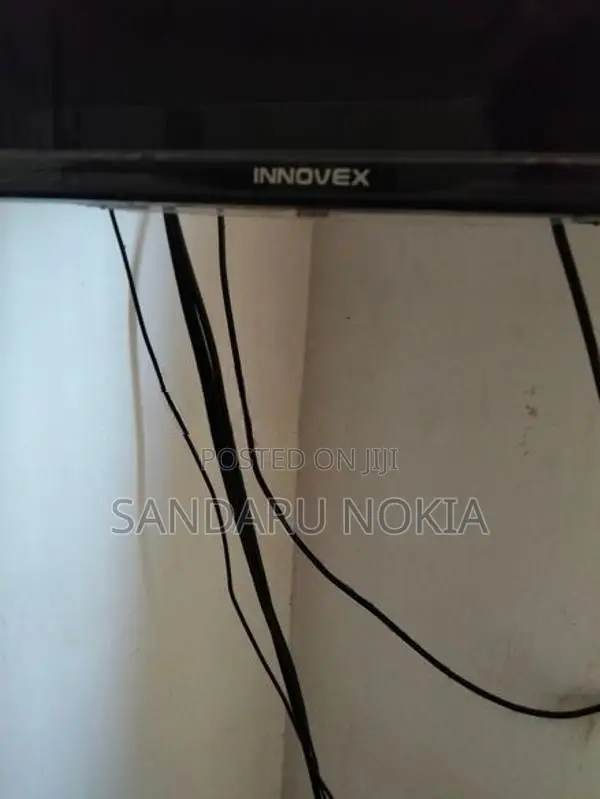 Innovex 32 Inch TV