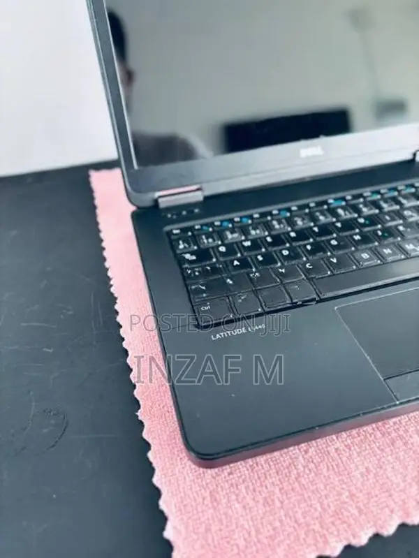 Dell Latitude E5540 (Core i5)