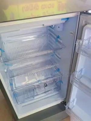 SGL 4 1/2 Double Door Fridge
