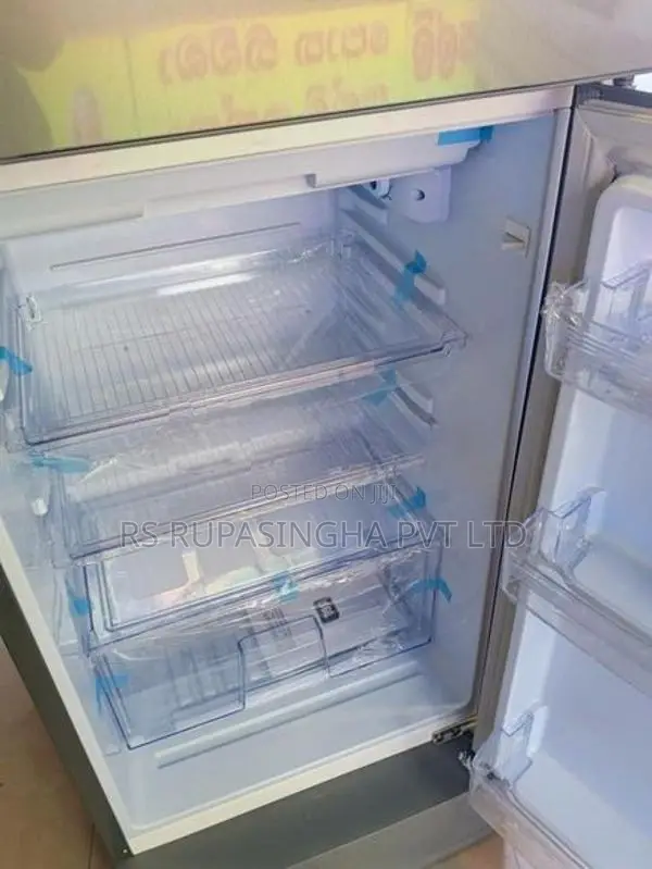 SGL 4 1/2 Double Door Fridge