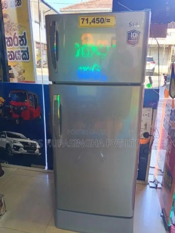SGL 4 1/2 Double Door Fridge