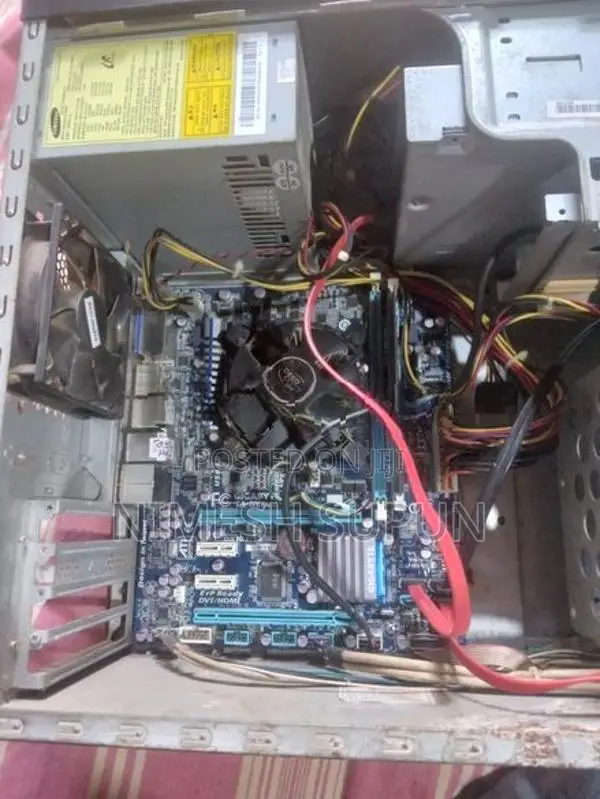 Samsung I3 5gen 4GB RAM 512 Vga Win 10