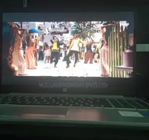 HP INTEL CORE I 3 lap